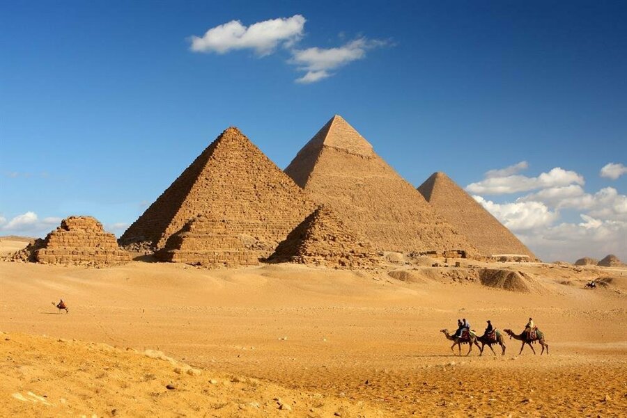 Mısır Piramitleri